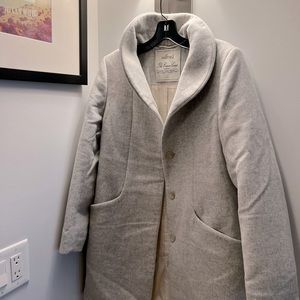 Like new Italy made Wilfred Cacoon Coat - wool